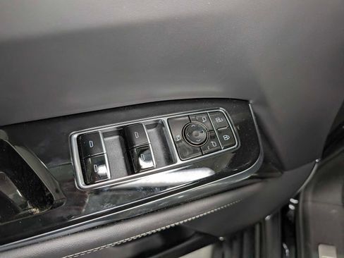 New 2026 Cadillac Escalade Platinum Sport w/ LPO, ONYX Package image 33