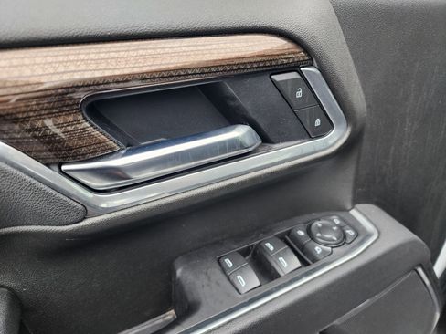 Used 2025 Chevrolet Silverado 2500 LT w/ Trail Boss Package image 24