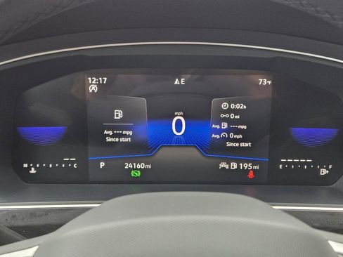 Used 2023 Volkswagen Tiguan SE R-Line image 21