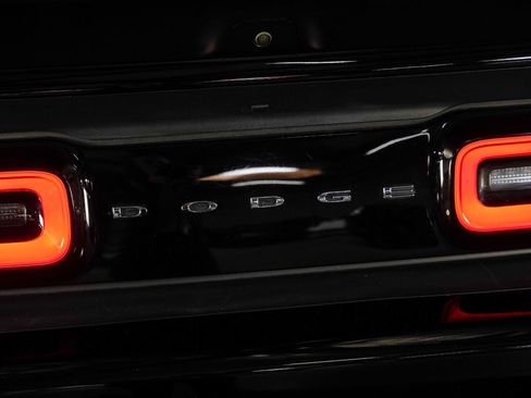 Used 2023 Dodge Challenger SRT Hellcat RWD image 19