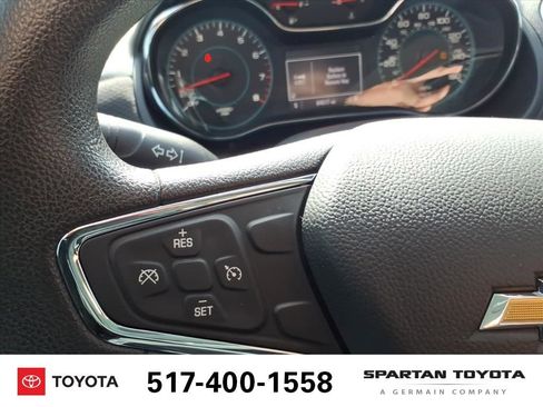 Used 2017 Chevrolet Cruze LT image 16