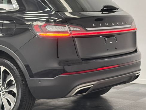 Certified 2023 Lincoln Nautilus Reserve w/ Equipment Group 201A AWD/4WD image 7