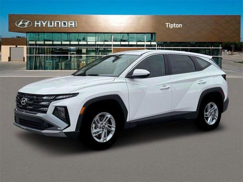 New 2026 Hyundai Tucson SE image 2