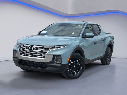 Used 2024 Hyundai Santa Cruz SEL FWD image 2