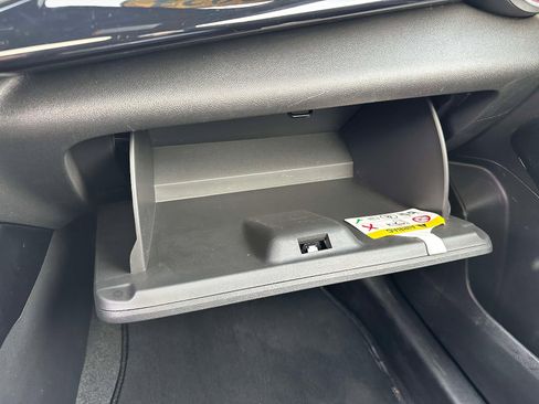 Certified 2024 Chevrolet Trax RS w/ Sunroof Package image 31