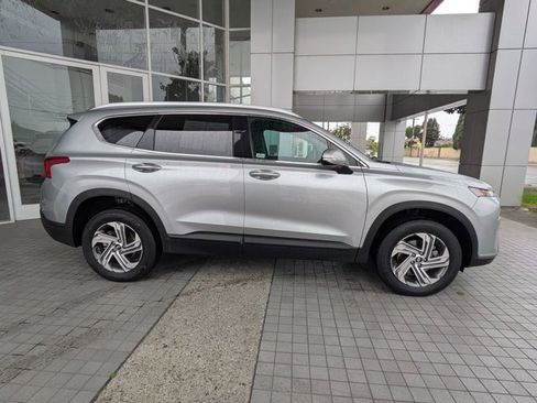 Used 2023 Hyundai Santa Fe SEL image 4