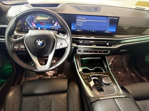 Used 2024 BMW X5 xDrive40i AWD/4WD image 11