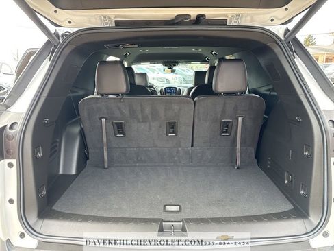Used 2023 Chevrolet Traverse RS image 20
