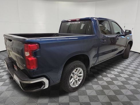 Used 2023 Chevrolet Silverado 1500 LT AWD/4WD image 4