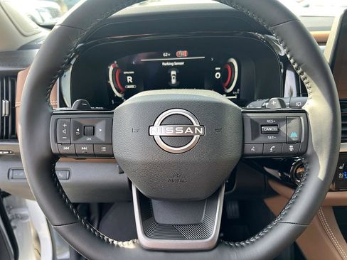 New 2026 Nissan Pathfinder Platinum image 19
