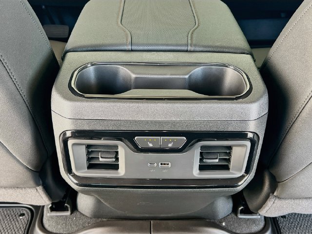 New 2026 GMC Sierra 1500 AT4 w/ AT4 Premium Package AWD/4WD image 18