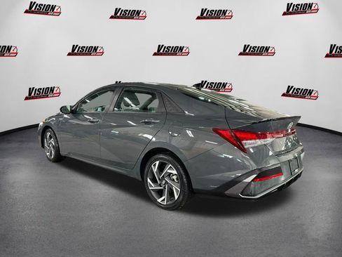 Certified 2025 Hyundai Elantra Sport image 7