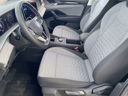 New 2025 Volkswagen Tiguan S image 15