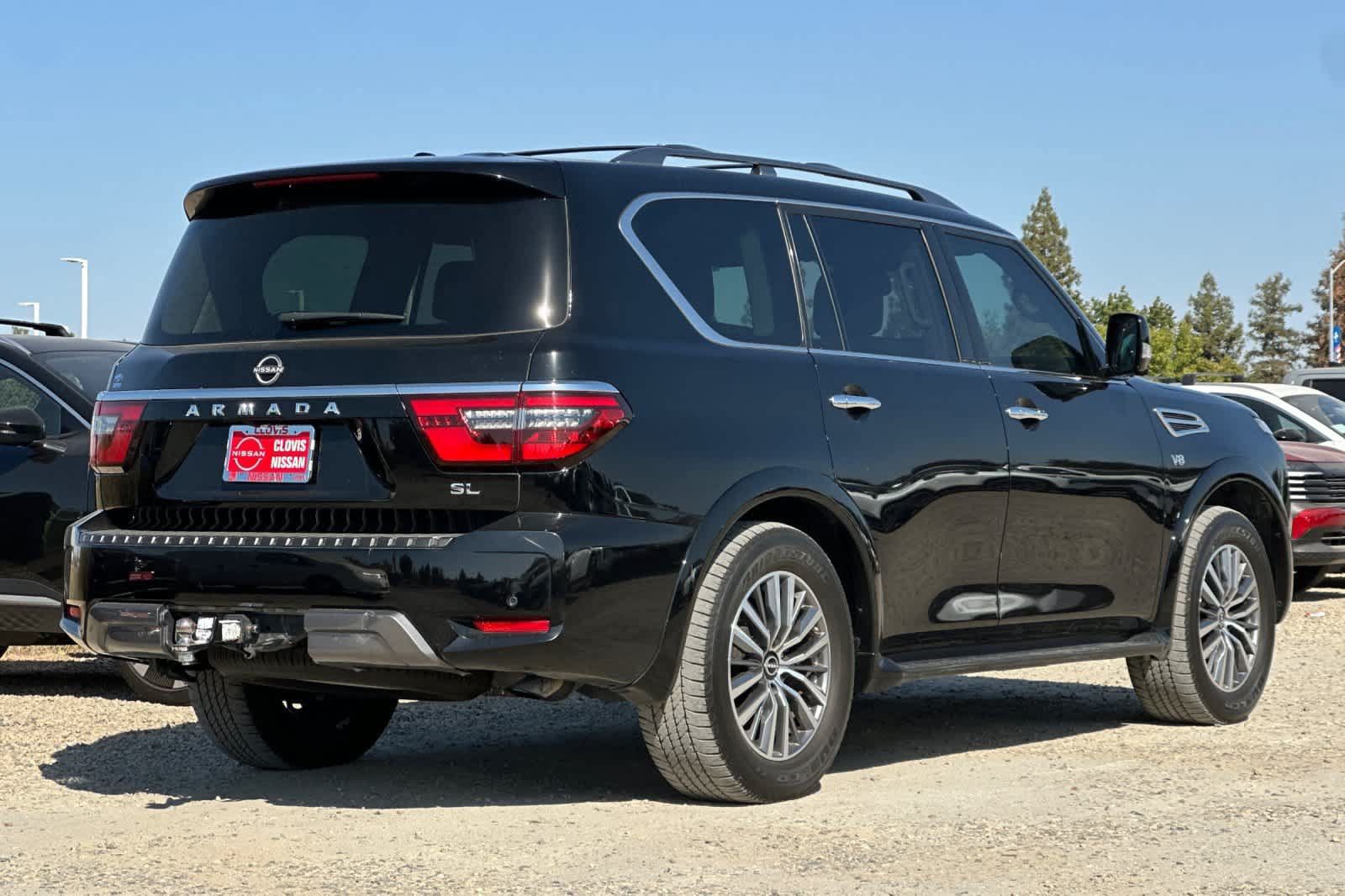 Used 2022 Nissan Armada SL AWD/4WD image 3
