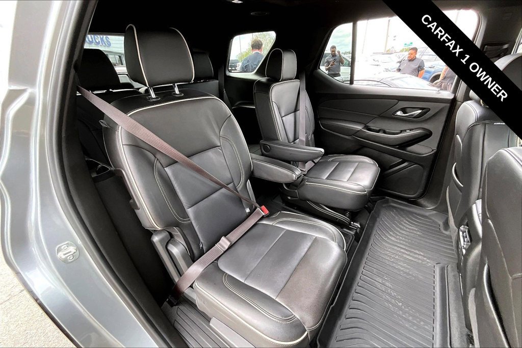 Used 2023 Chevrolet Traverse Premier w/ Redline Edition FWD image 24