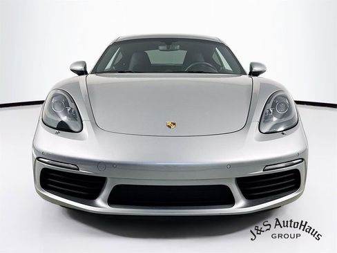 Used 2018 Porsche 718 Cayman S image 2