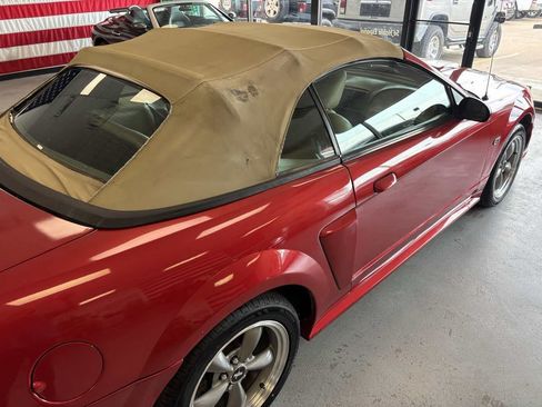 Used 2001 Ford Mustang GT RWD image 21