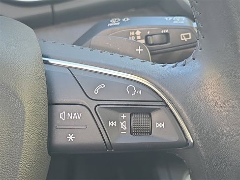 Used 2020 Audi Q5 2.0T Premium w/ Convenience Package image 18