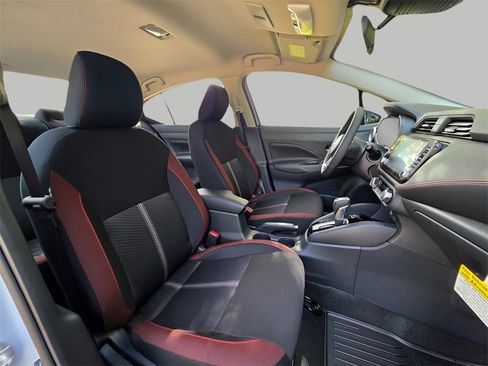 New 2025 Nissan Versa SR w/ Trunk Package image 11