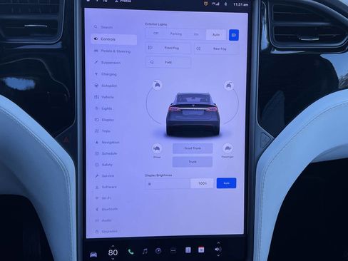 Used 2019 Tesla Model X 75D image 29