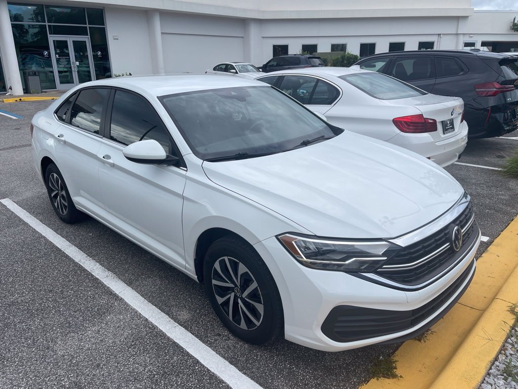 Used 2024 Volkswagen Jetta S FWD image 1