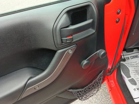Used 2013 Jeep Wrangler Sport w/ Connectivity Group AWD/4WD image 36