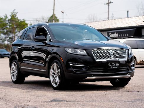 Used 2019 Lincoln MKC Reserve w/ MKC Climate Package AWD/4WD image 3