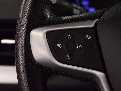 Used 2024 GMC Terrain SLE image 19