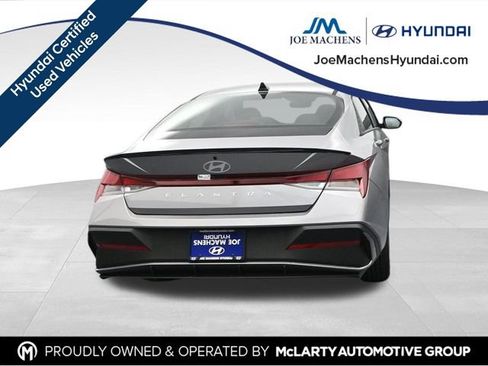 Used 2025 Hyundai Elantra Sport FWD image 8