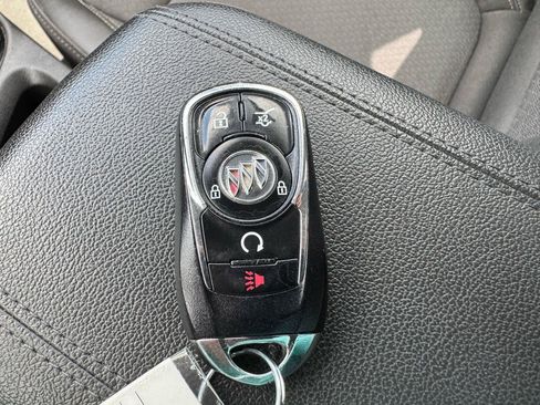 Used 2023 Buick Encore GX Select w/ Sport Touring Package FWD image 25