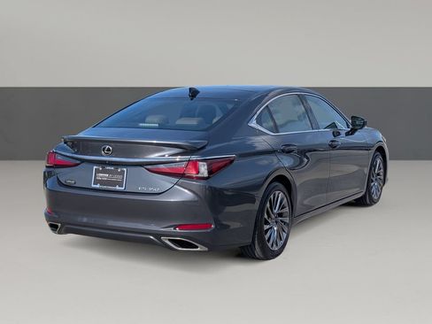 Used 2024 Lexus ES 350 Ultra Luxury w/ Accessory Package (Z2) FWD image 11