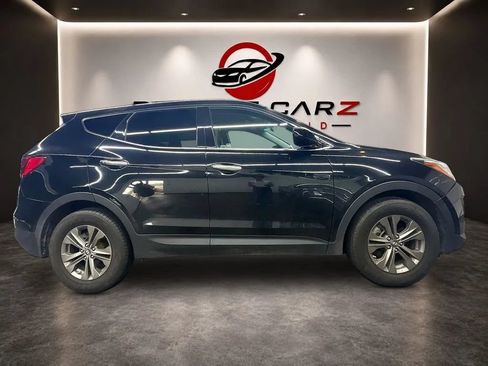 Used 2013 Hyundai Santa Fe Limited w/ Technology Pkg FWD image 4