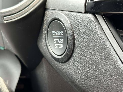 Used 2024 Ford Escape Active FWD image 19