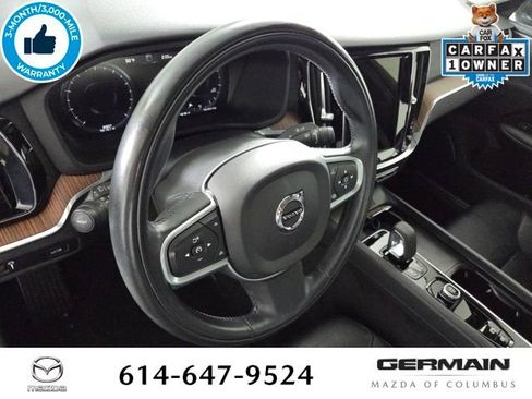 Used 2022 Volvo S60 B5 Momentum image 17