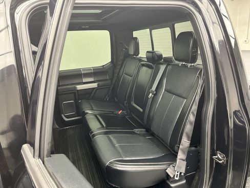 Used 2018 Ford F150 Lariat w/ Equipment Group 502A Luxury image 14