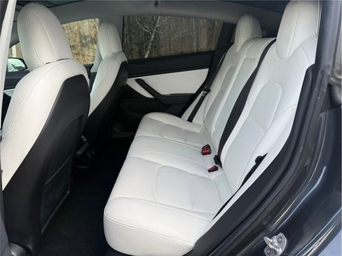 Used 2019 Tesla Model 3 Performance image 33
