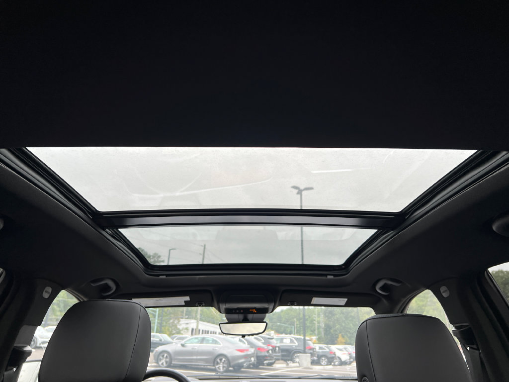 Used 2025 Cadillac XT4 Sport FWD image 19