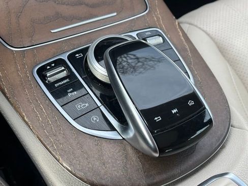 Used 2020 Mercedes-Benz E 350 4MATIC Sedan image 34