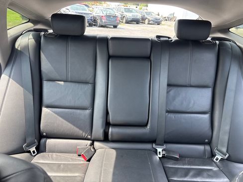 Used 2011 Honda Crosstour EX-L image 31