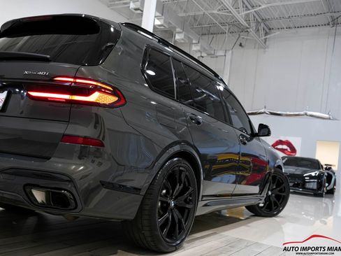 Used 2025 BMW X7 xDrive40i w/ Executive Package image 37