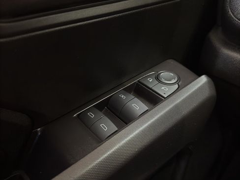 Used 2024 Chevrolet Colorado Trail Boss AWD/4WD image 31
