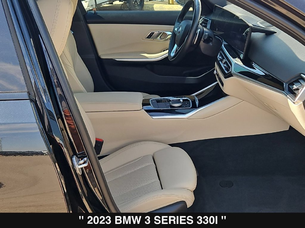 Used 2023 BMW 330i Sedan w/ Premium Package RWD image 28