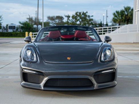 Used 2016 Porsche Boxster Spyder image 2