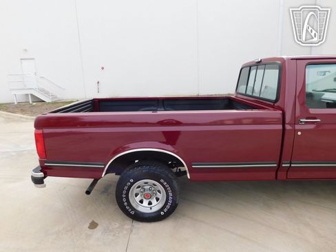 Used 1990 Ford F150 2WD Regular Cab image 29