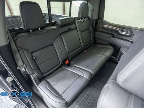 Used 2025 GMC Sierra 1500 Denali w/ Denali Reserve Package AWD/4WD image 40