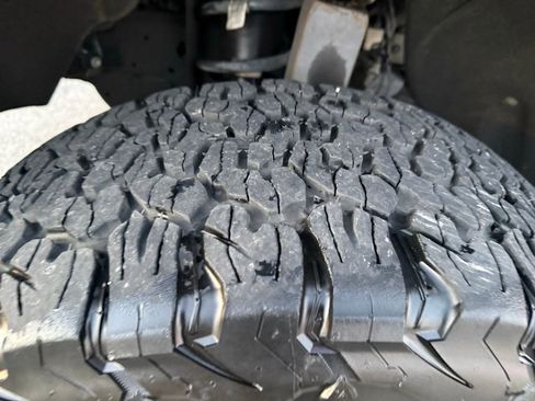 Used 2020 GMC Sierra 1500 SLT w/ SLT Premium Plus Package image 25