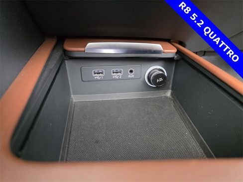 Used 2018 Audi R8 V10 image 21