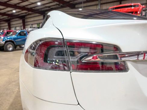 Used 2019 Tesla Model S 100D AWD/4WD image 33