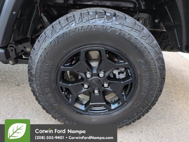 Used 2023 Jeep Gladiator Sport AWD/4WD image 29