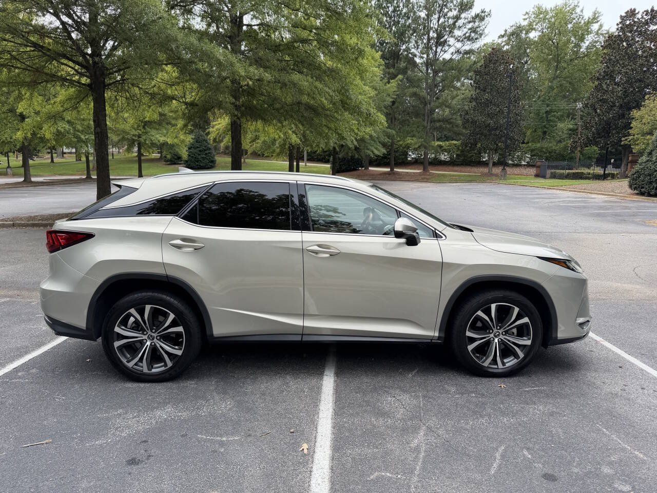 Used 2020 Lexus RX 350 FWD w/ Premium Package image 4